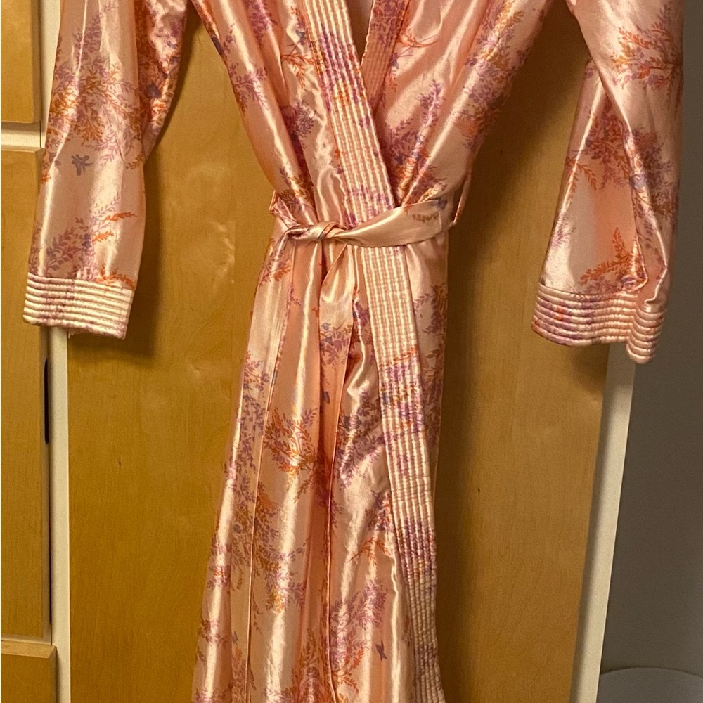 Vintage bathrobe from Sears.  It has a pocket.